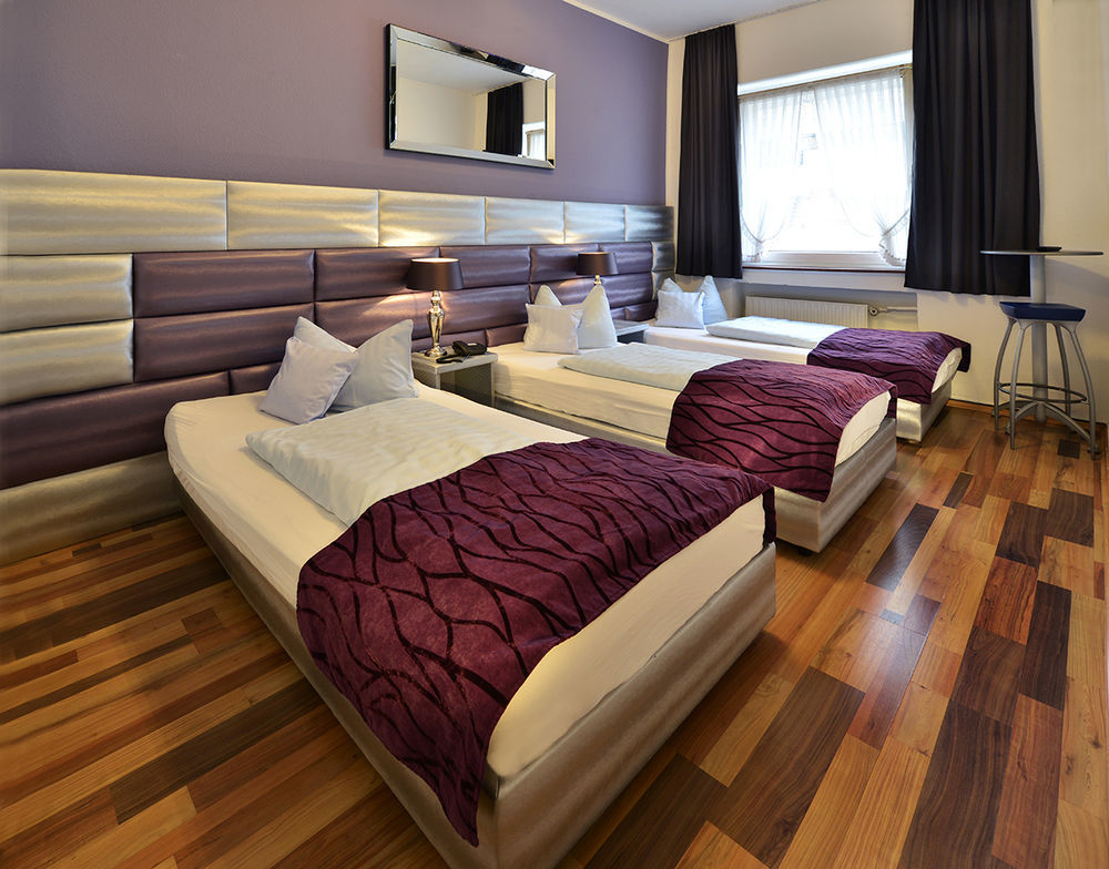Hotel Am Wehrhahn Ντίσελντορφ Εξωτερικό φωτογραφία