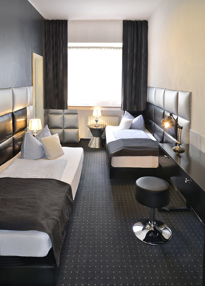 Hotel Am Wehrhahn Ντίσελντορφ Εξωτερικό φωτογραφία