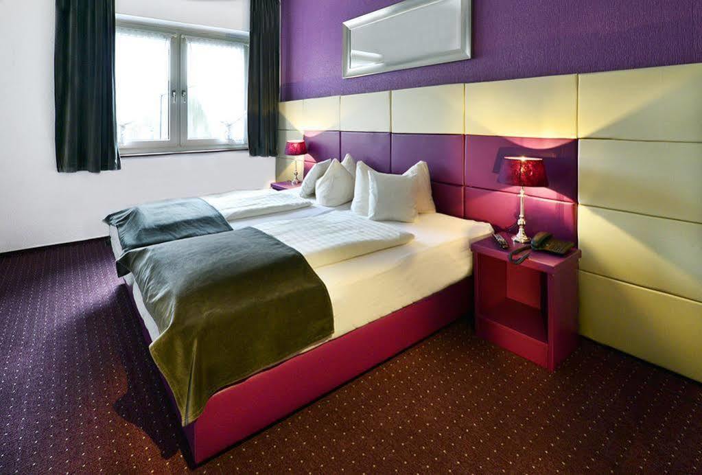 Hotel Am Wehrhahn Ντίσελντορφ Εξωτερικό φωτογραφία